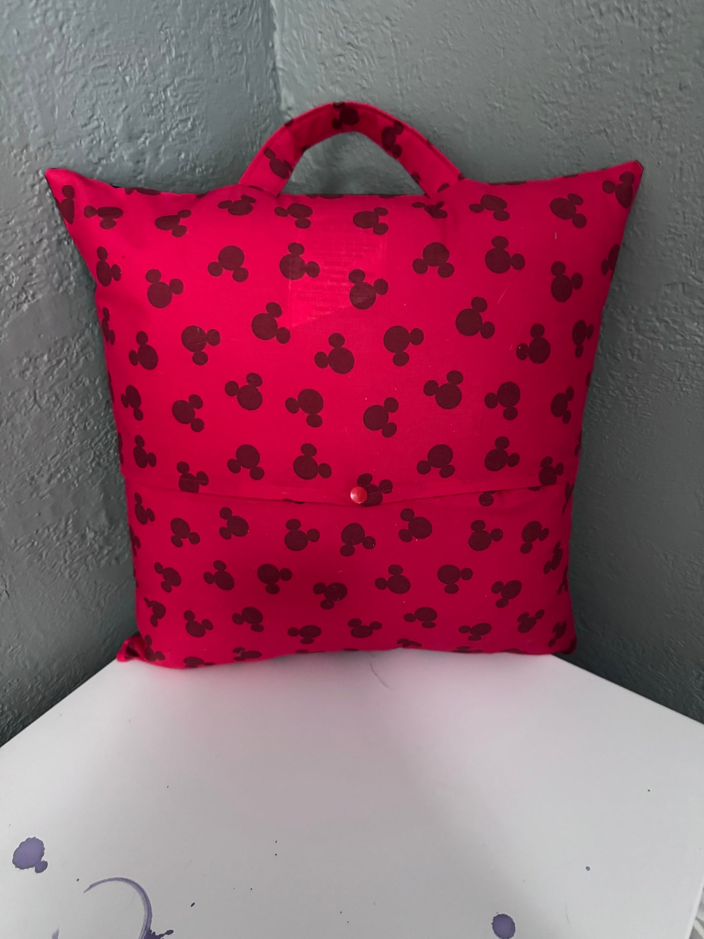 Mickey Book Pillow – Reading Pillow with Pocket