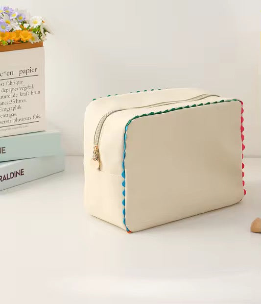 Color Trim Zipper Pouch