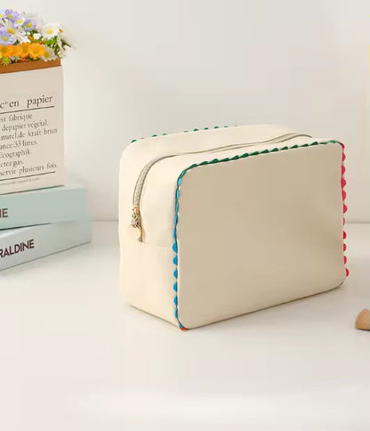 Color Trim Zipper Pouch