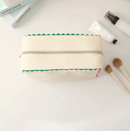 Color Trim Zipper Pouch